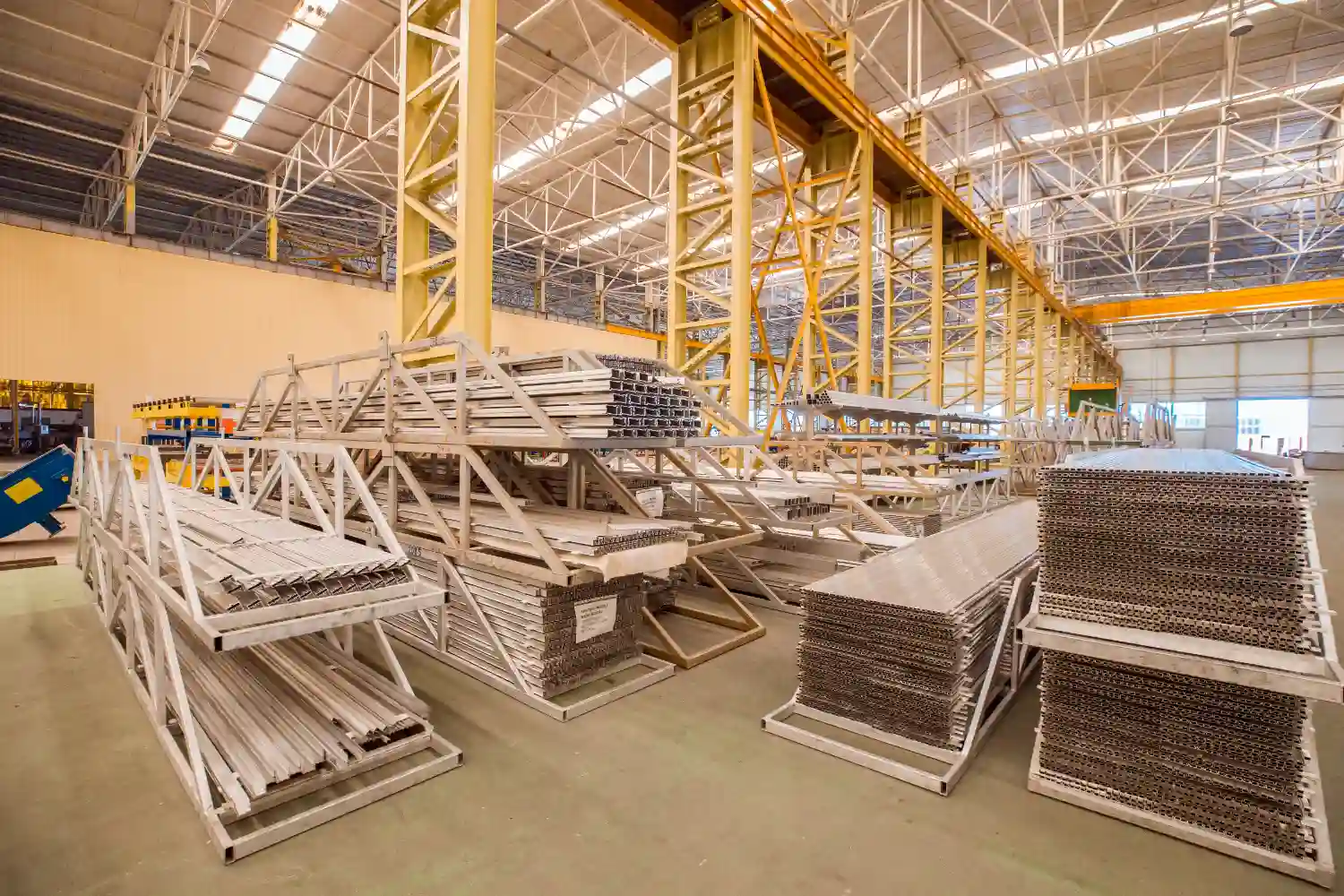 STEEL PALLET MANUFACTURER